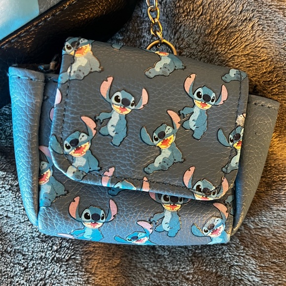 Stitch mini Backpack - Picture 4 of 5